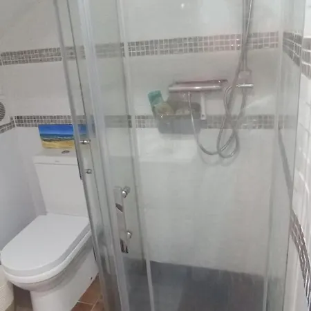 Casa Con Piscina En El Centro De Vilagarcia Feriehus